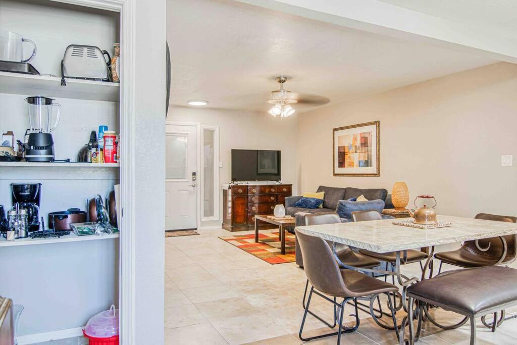 Vila My Cozy Duplex A In The Heart Of West Side El Paso Exteriér fotografie